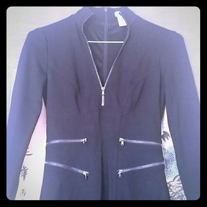 Cache body con dress with zippers.